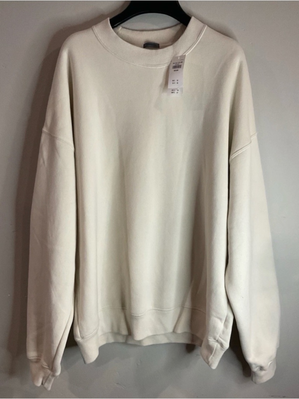 Abercrombie & Fitch Men’s Oversized Fleece Crew Sweatshirt Beige Sz Medium NWT